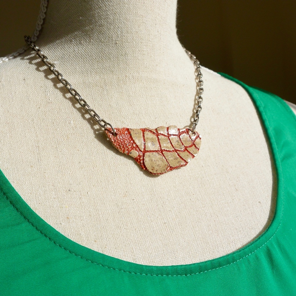 Handmade Speckled Clay w/ Red Details Silver Chain - Picture 6 of 6